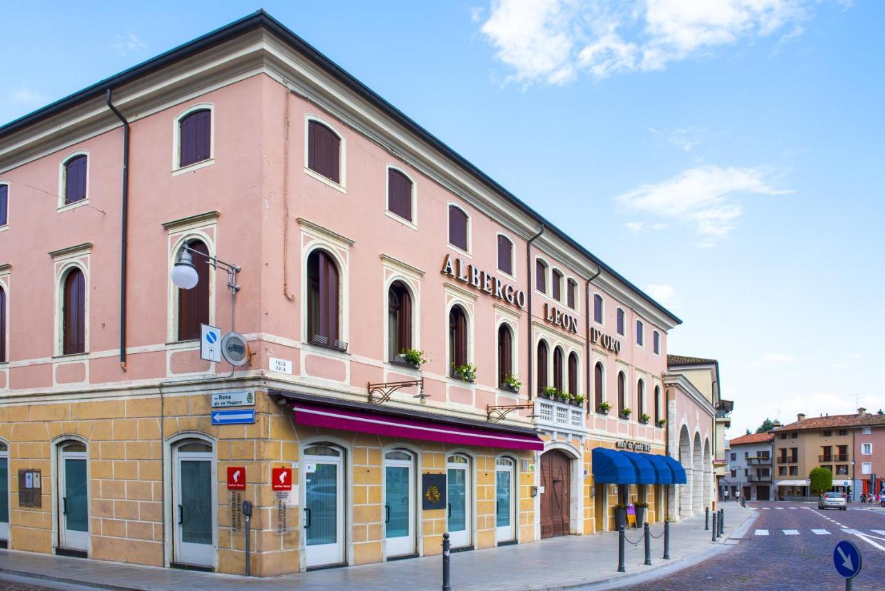 Albergo Leon D'Oro Maniago Dış mekan fotoğraf