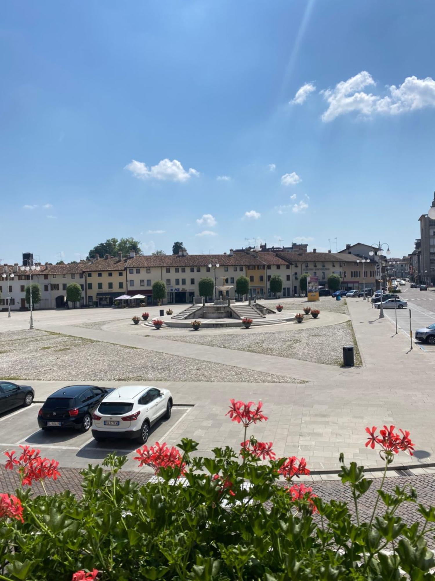 Albergo Leon D'Oro Maniago Dış mekan fotoğraf